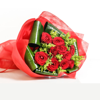 Ανθοδέσμη Αγάπης με Κόκκινα Τριαντάφυλλα Ασπιδίστρα και Σολιντάγκο. 